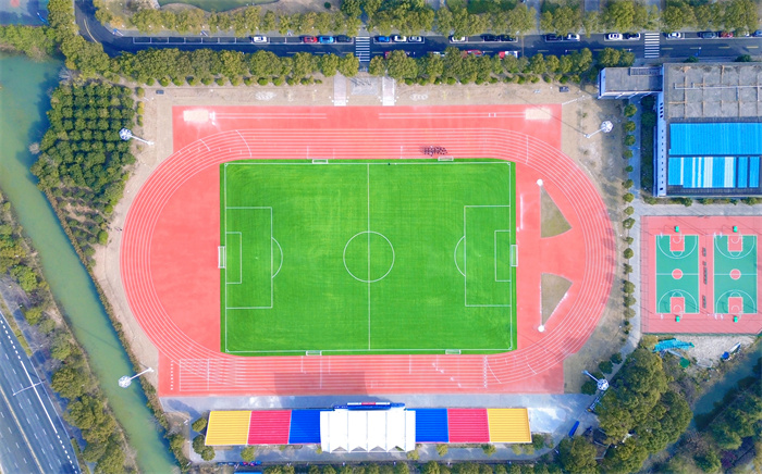 国际足联（FIFA）认证场地落户苏州健雄职业技术学院