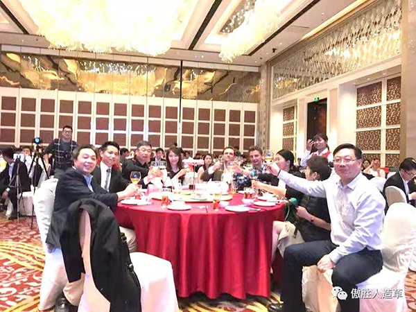 珠联璧合 珠联璧合